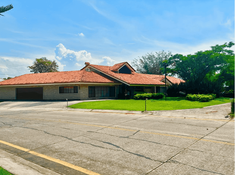casa en venta santa anita campo de golf santa anita condominio tlajomulco de zuniga jalisco pxxwJQd