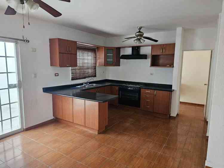 casa en venta calle de la concordia montecarlo residencial culiacan sinaloa p19jJdq